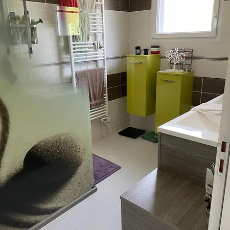 Agreable Apartment Guecelard