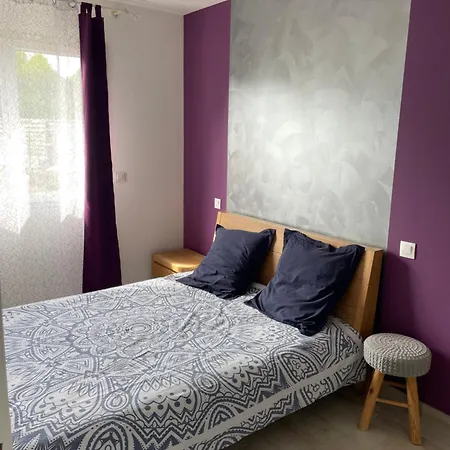 Apartment Agreable Guecelard